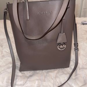 Micheal Kors tote